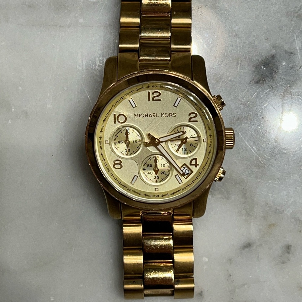 Michael Kors MK 550 watch